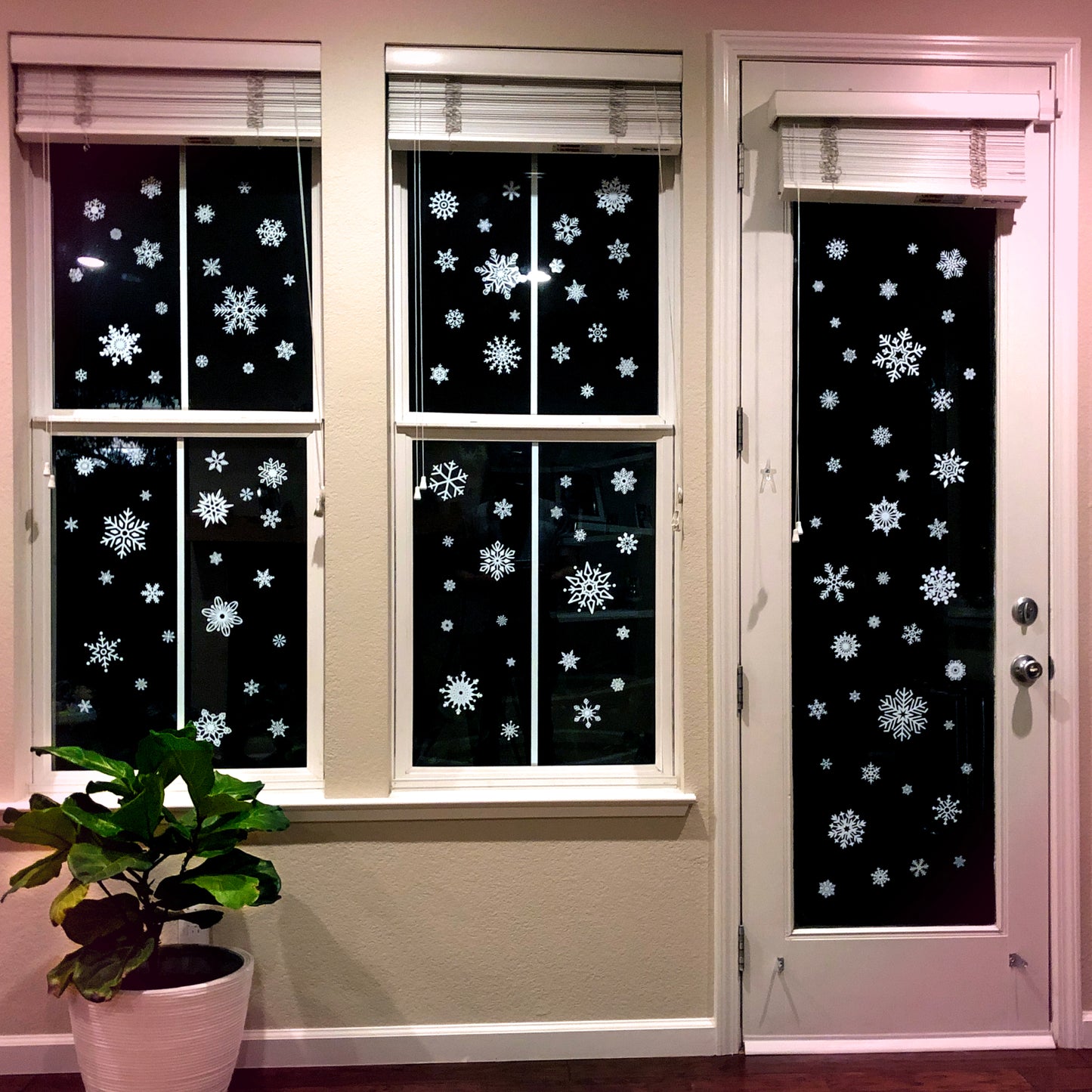 Snowflake Window Clings - Double-Sided Reusable Decorations (120 PCS)