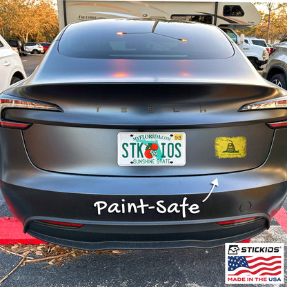 Don't Tread on Me Gadsden Flag Decal - Distressed 1776 American Flag (5.4 x 3.6 in)